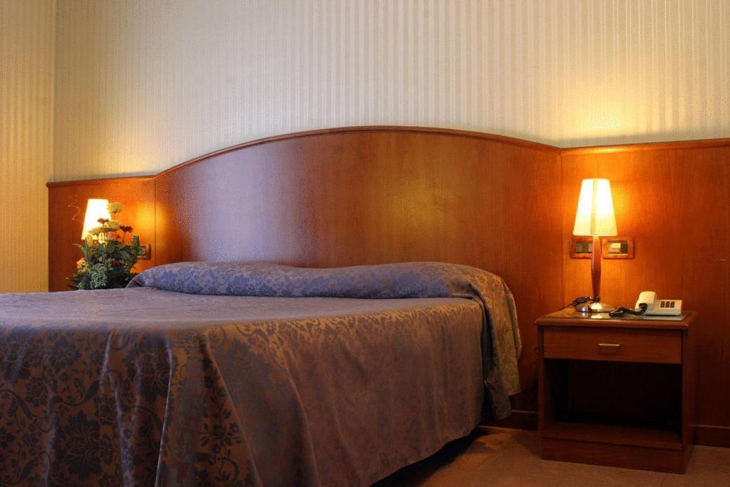 Hotel Willy Gemona del Friuli Oda fotoğraf